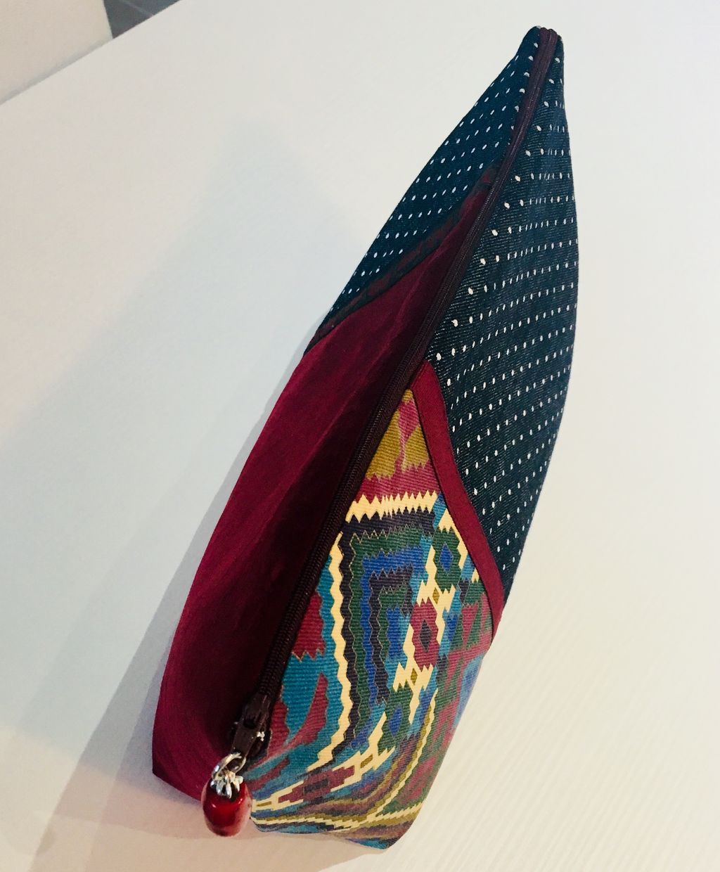 Borsello bordeaux con disegni geometrici - Borsello fantasia floreale